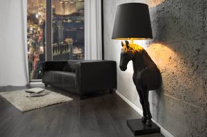 Lampa podłogowa Black Horse