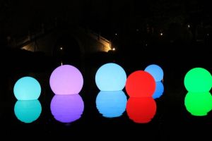 Miloo :: Lampa ledowa zewnętrzna Ball 50 cm - Miloo :: Lampa ledowa zewnętrzna Ball 50 cm || Silver